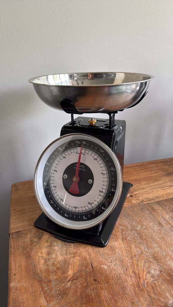 Weegschaal oud model, Keukenweegschaal, Ophalen of Verzenden, Gebruikt, Minder dan 10 kg