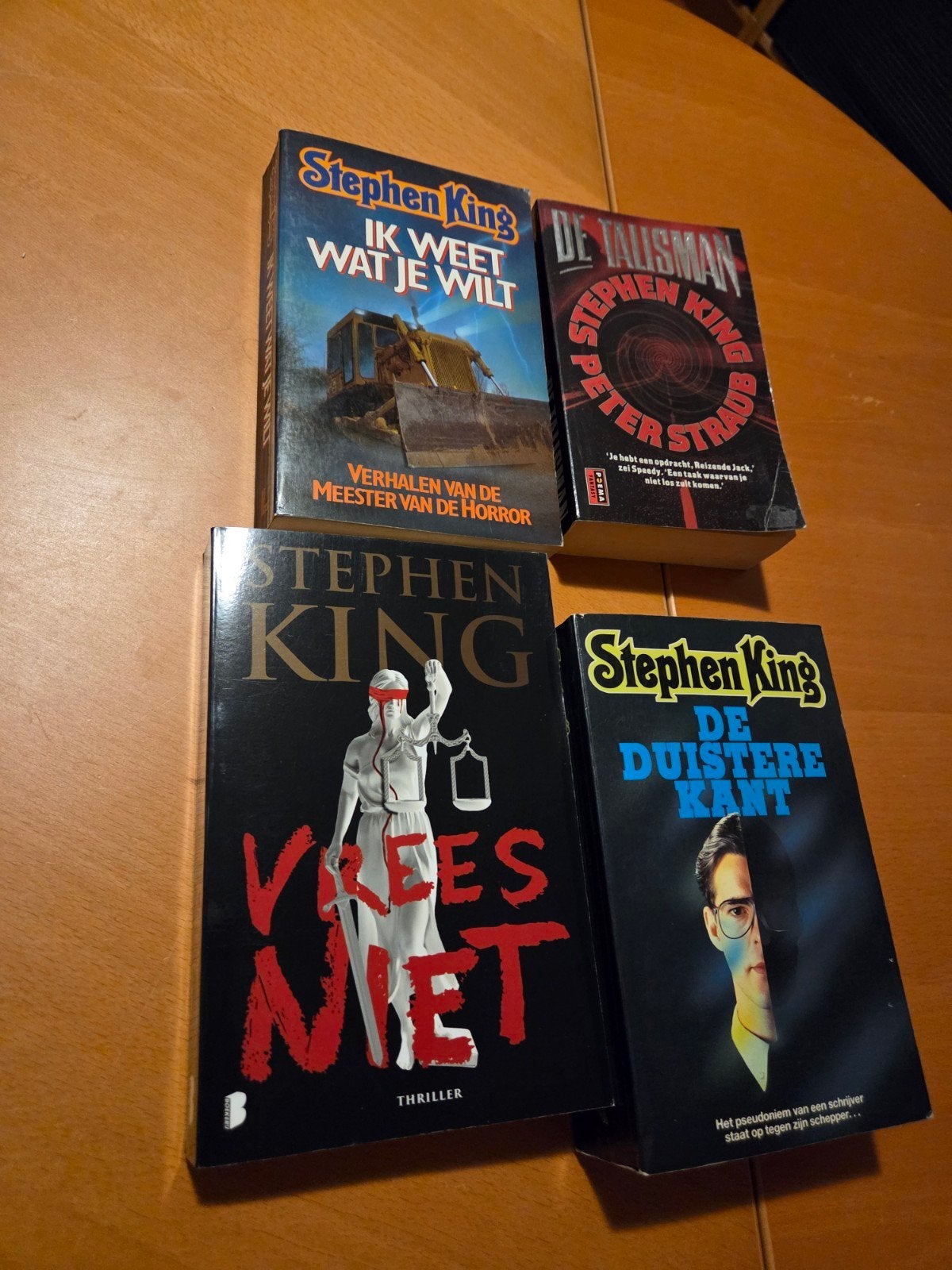 Stephen King Boeken Collectie - 4 Horror Thrillers, Boeken, Thrillers, Zo goed als nieuw, Nederland, Ophalen of Verzenden
