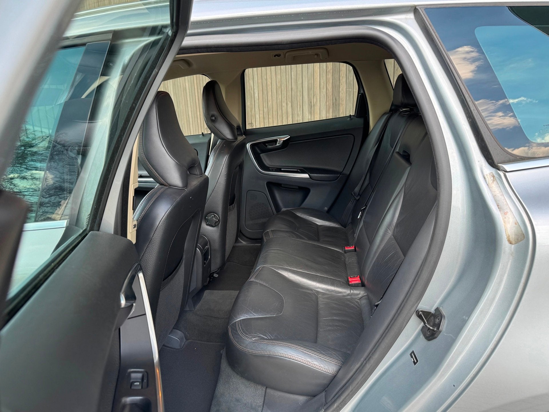 Foto 10 van Volvo XC60 2.0 T5 |LEES TEKST|