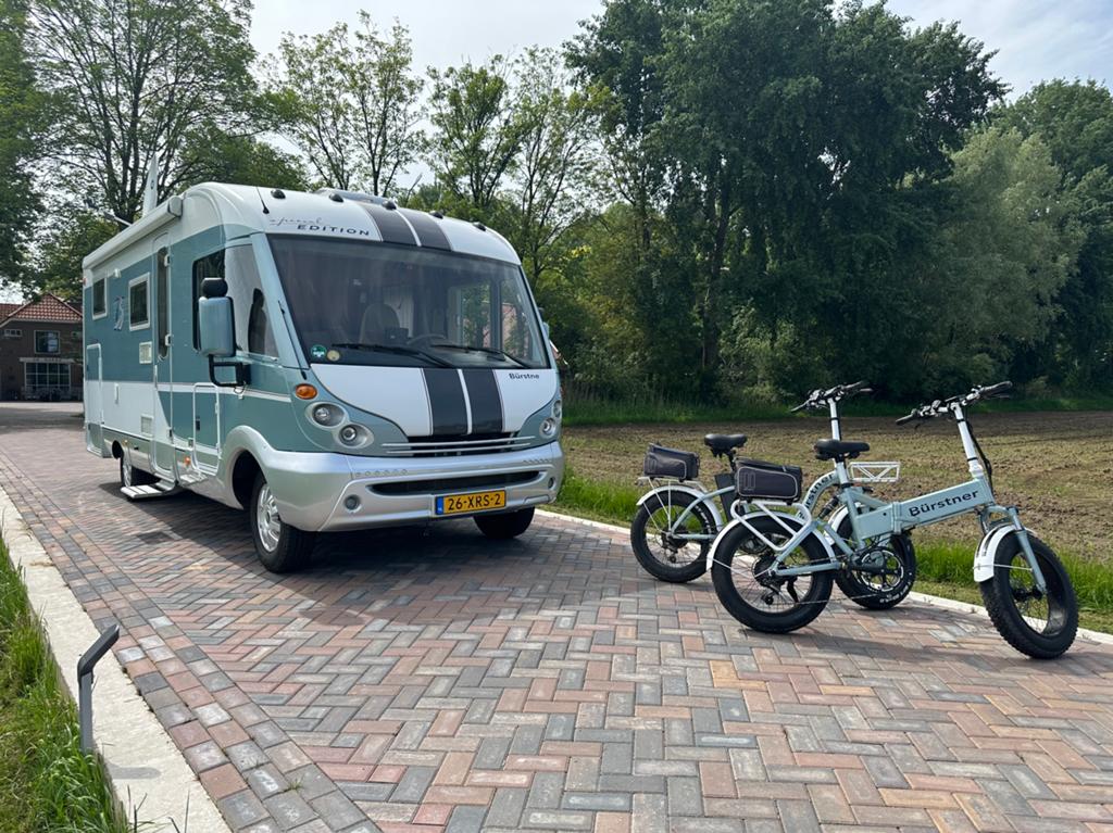Bursner elegance special edition in nieuw staat, met level., Caravans en Kamperen, Campers, Particulier, tot en met 4, Integraal