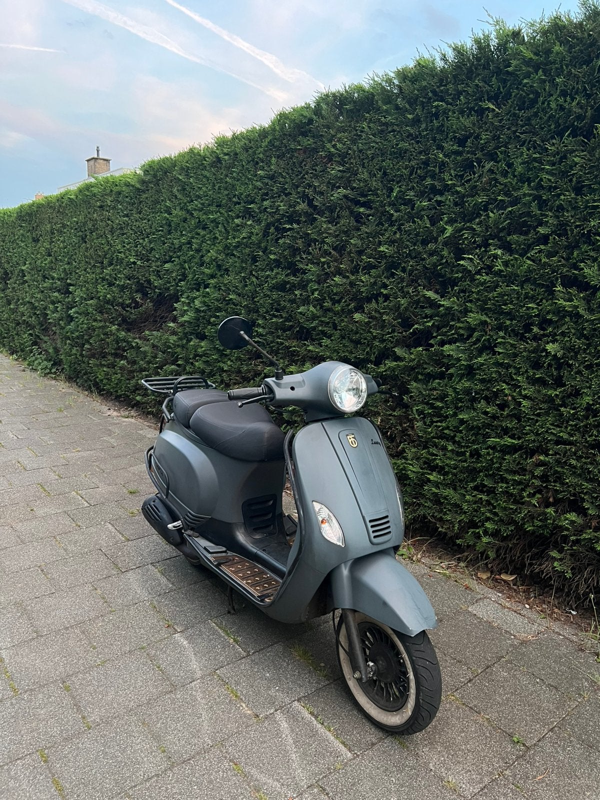 Riva Luxury Scooter, Fietsen en Brommers, Snorfietsen en Snorscooters, Ophalen of Verzenden, Zo goed als nieuw, Benzine, Overige merken