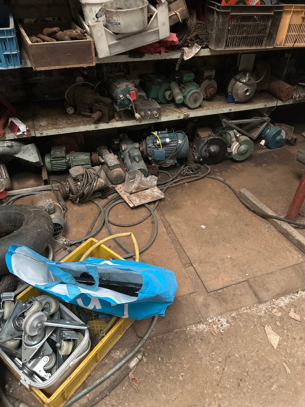 Diverse elektromotoren en werkplaatsapparatuur, Ophalen, Gebruikt