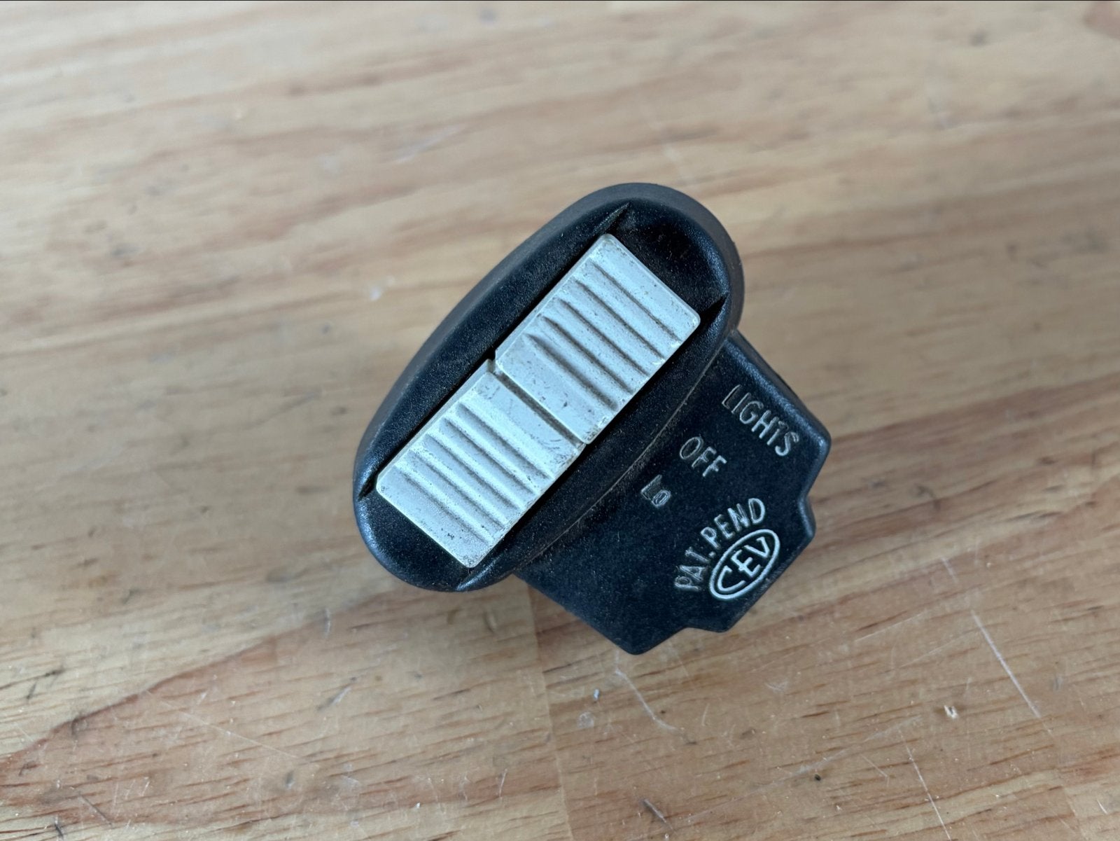 Vintage CEV Licht- en Hupeschakelaar voor Bromfiets/Motor, Verzenden, Gebruikt, Overige typen