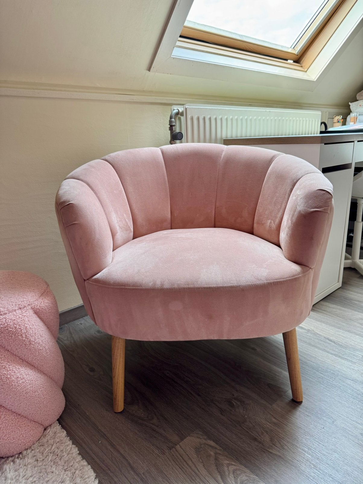 Roze fauteuil (velvet), Huis en Inrichting, Ophalen, Zo goed als nieuw, 50 tot 75 cm