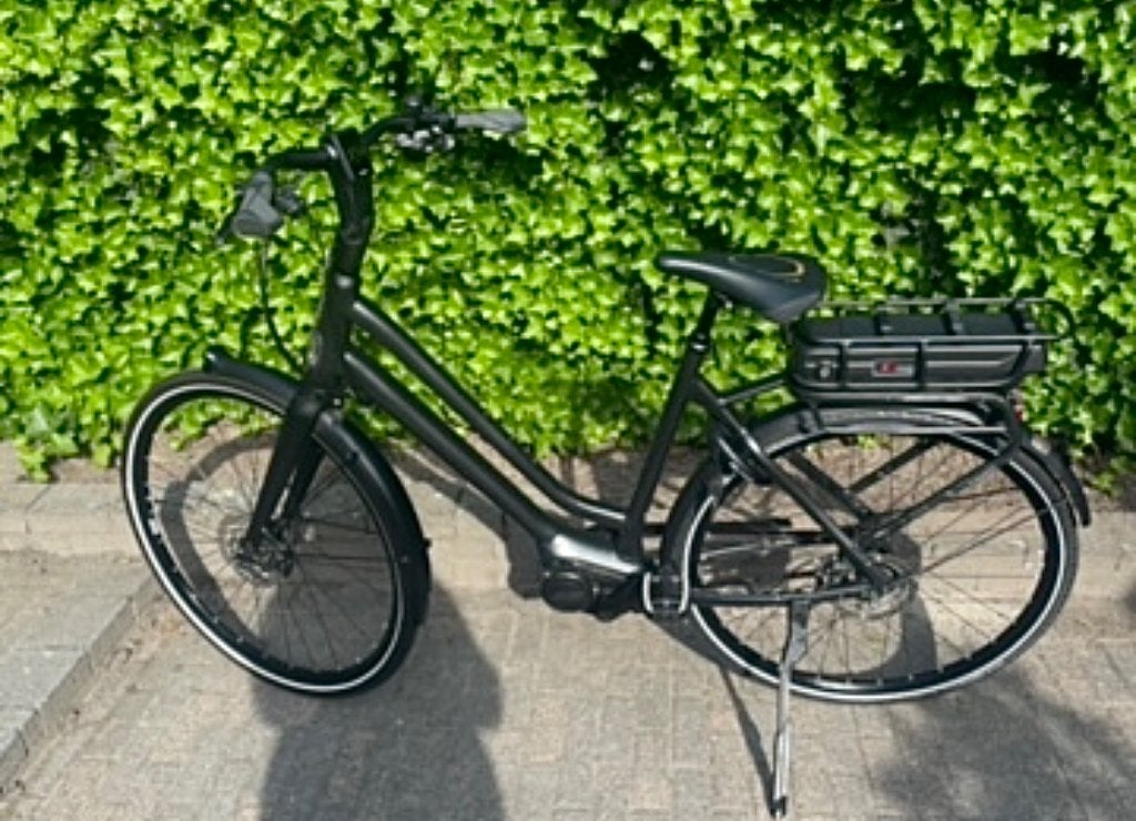 Giant Prime E+ Elektrische damesfiets (maat L), Fietsen en Brommers, Elektrische fietsen, Ophalen, Giant, Zo goed als nieuw, 50 km per accu of meer