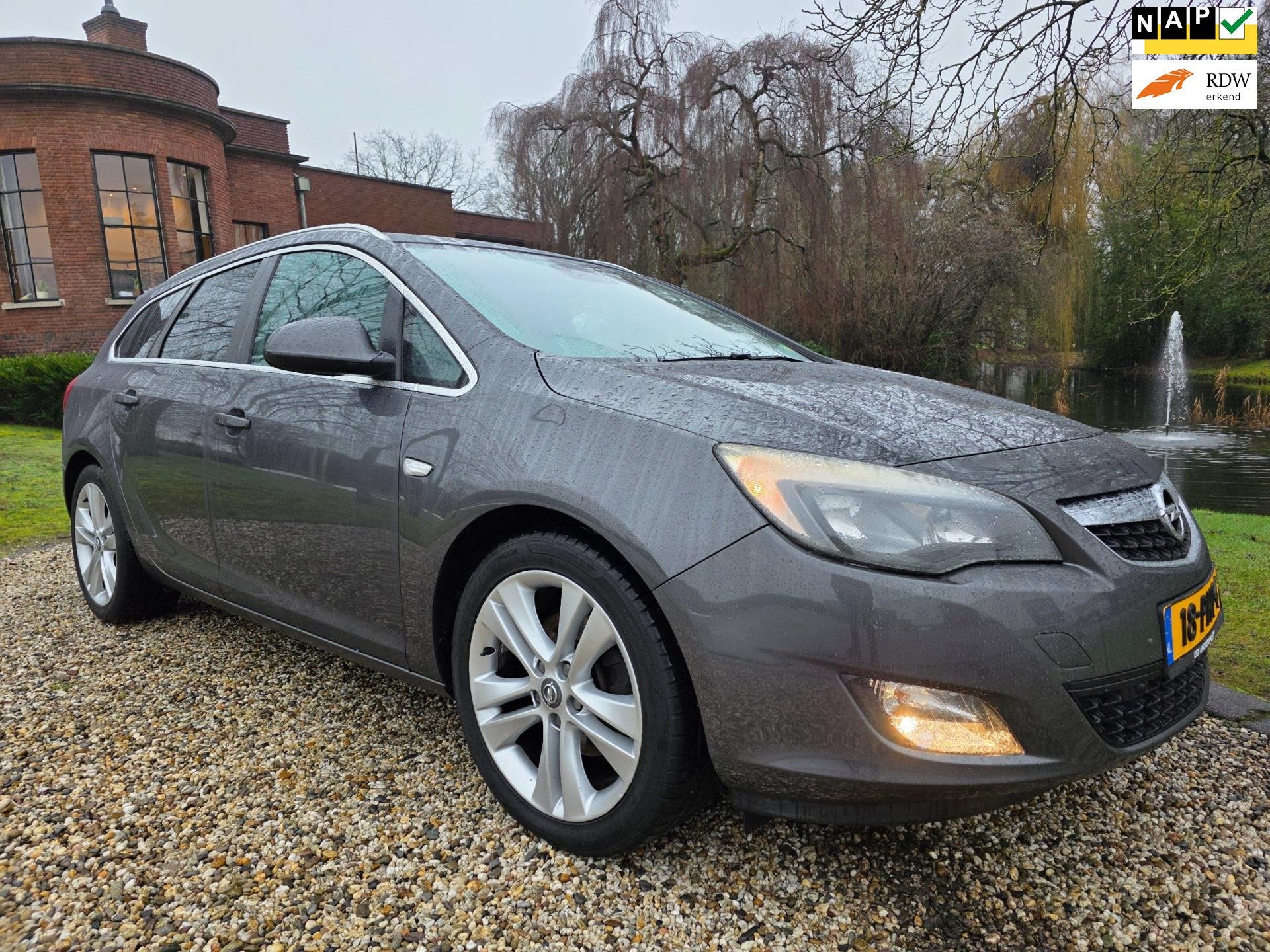 Opel Astra Sports Tourer 1.6 Turbo Sport AIRCO/cruise, Voorwielaandrijving, Euro 5, Gebruikt, 4 cilinders