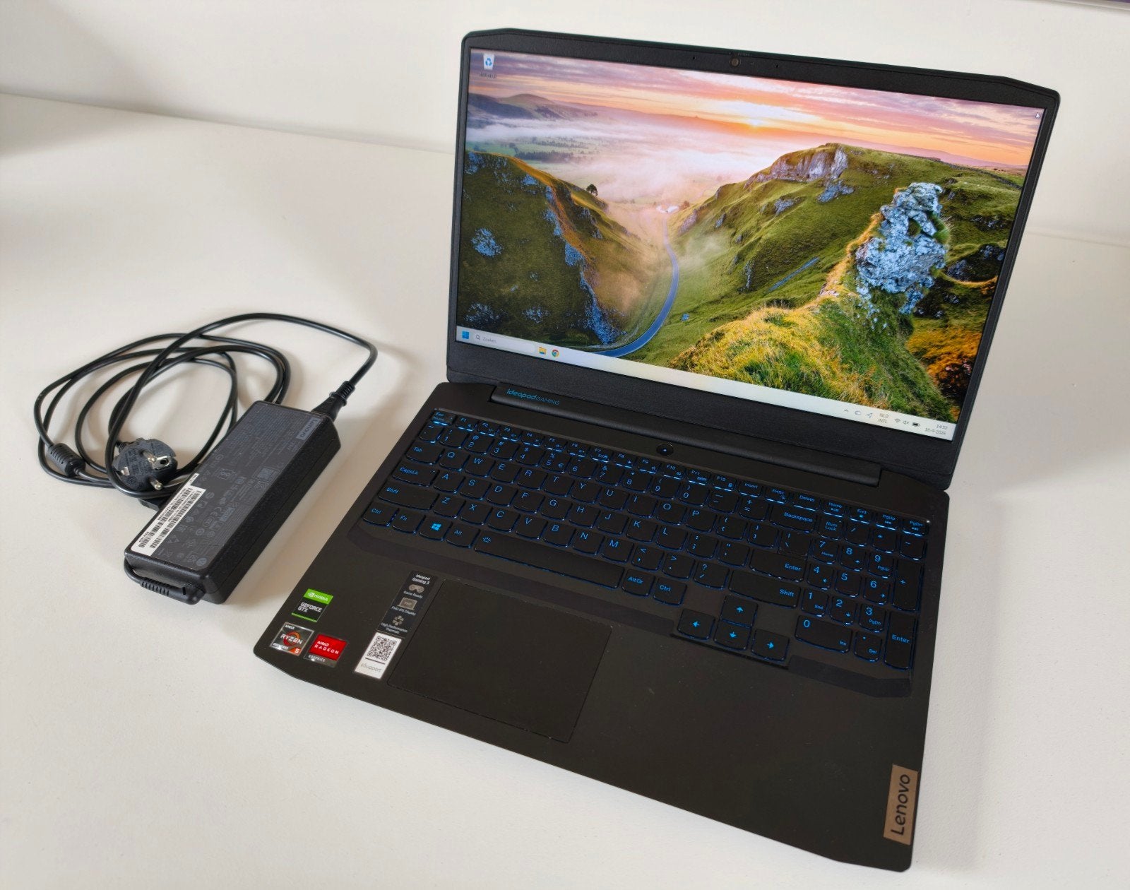 Lenovo IdeaPad Gaming 3 15ARH05, 15", 16GB, GTX 1650, Computers en Software, Gebruikt, Met videokaart, AMD Ryzen 5 4600H, Gaming