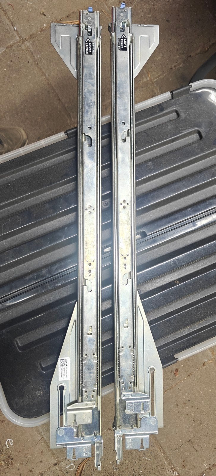 Dell Server Rack Rails Type B1 - Links & Rechts, Computers en Software, Serverkasten, Ophalen of Verzenden