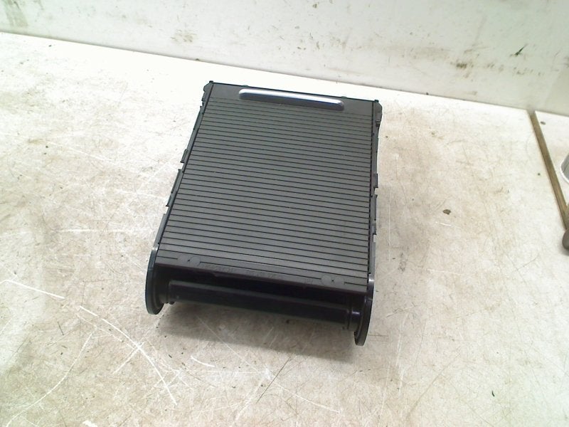 Bekerhouder Volkswagen CC (358) (2011-11/2016-12) 3C0858329H, Gebruikt, Volkswagen, Volkswagen AG, Kundenbetreuung@volkswagen.de