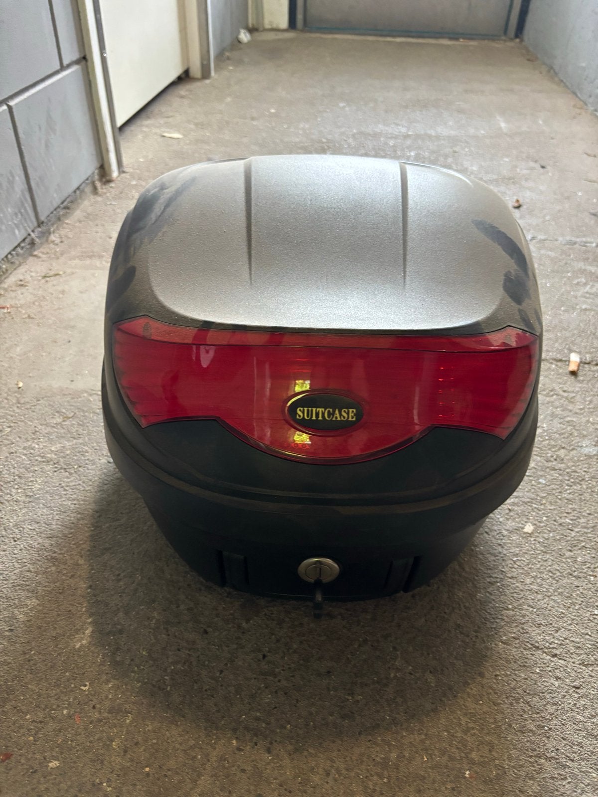 Zwarte Scooter Topkoffer / Bagagebox met Sleutel, Ophalen of Verzenden, Gebruikt