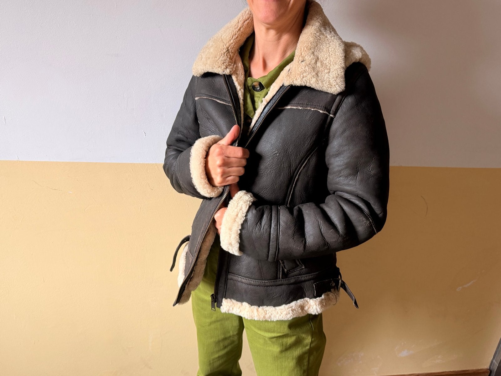 Stoere en warme Leren Lammy jas - Maat L (valt klein), Kleding | Dames, Ophalen of Verzenden, Nieuw, Maat 42/44 (L), Bruin