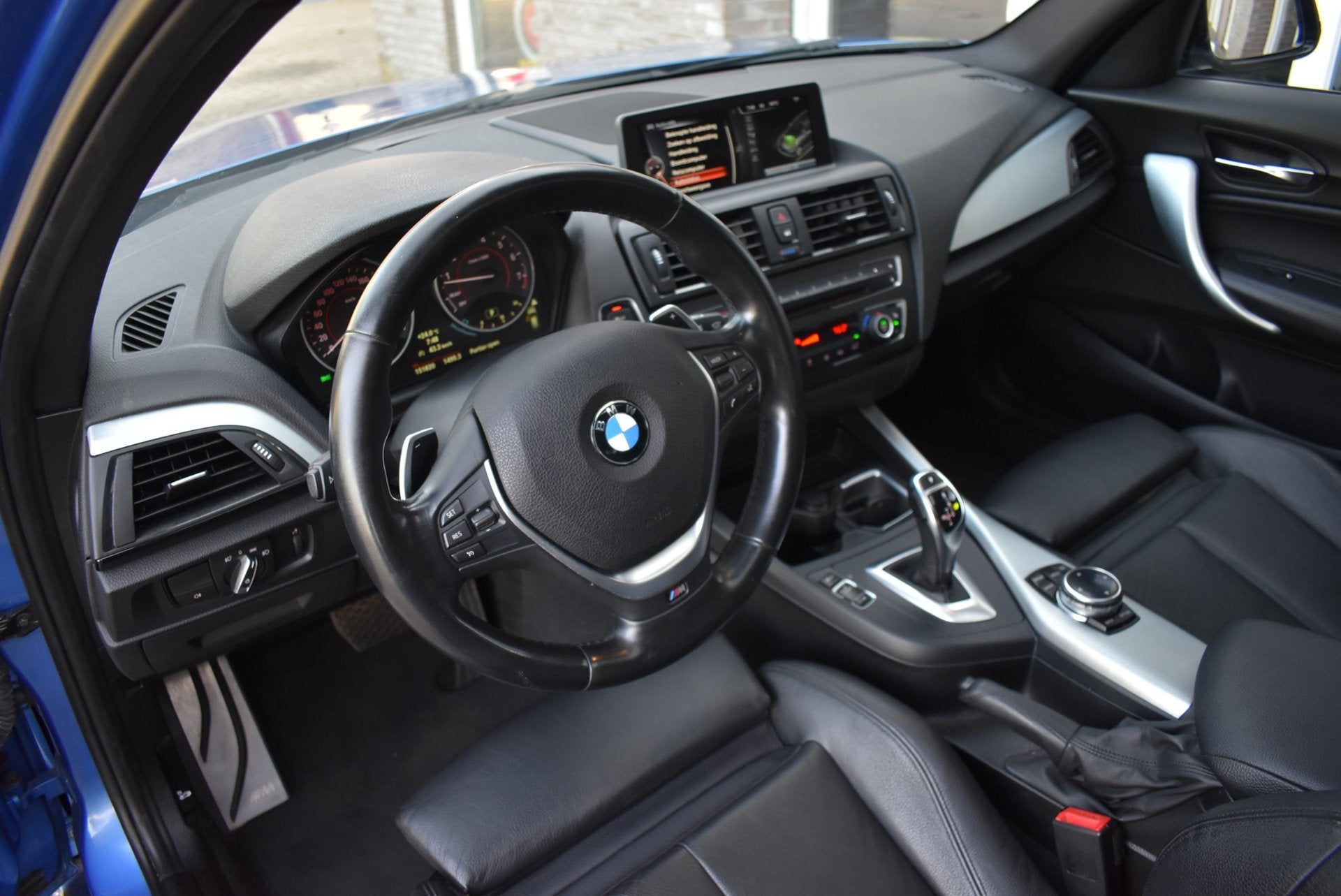 BMW 1-serie M135i xDrive High Executive Cruise Stoelv Goed o, Auto's, Gebruikt, Vierwielaandrijving, Onderhoudsboekje, 2979 cc