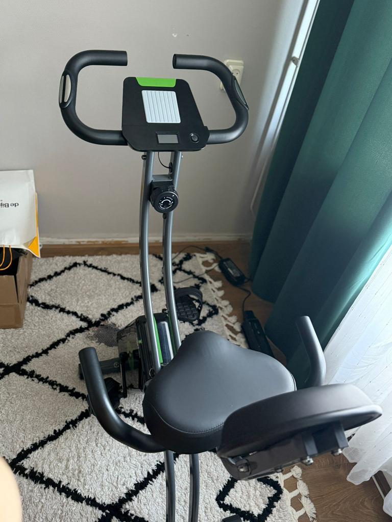 Tunturi Cardio Fit B25 – Inklapbare Hometrainer, Ophalen, Gebruikt, Metaal, Benen