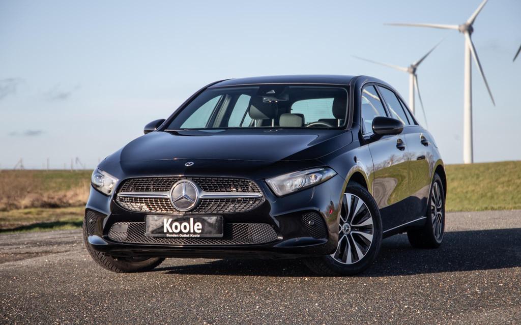 Mercedes-Benz A-klasse 250 e Business Line PANORAMA DAK / WI, Gebruikt, 4 cilinders, 16 kWh, Leder en Stof