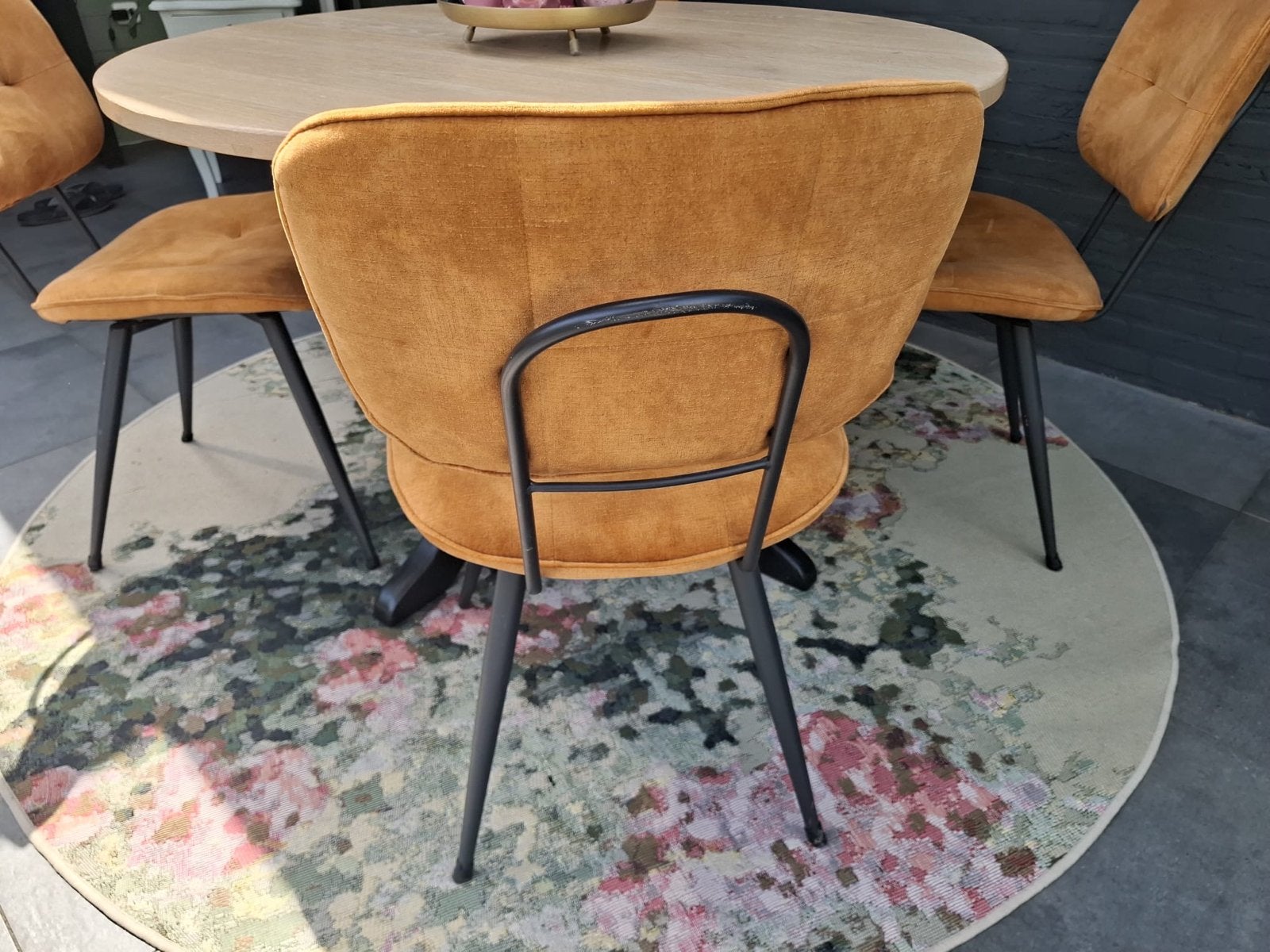 Set oker gele eetkamerstoelen, Huis en Inrichting, Stoelen, Ophalen, Overige kleuren, Zo goed als nieuw, Vier