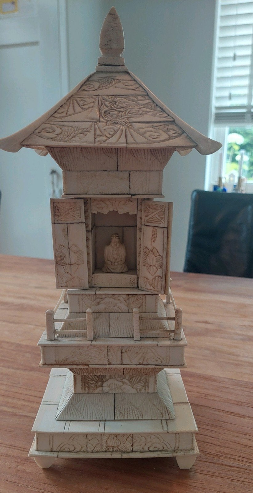 Antiek Oosters Pagode Huisje met Boeddha Beeldje, Ophalen