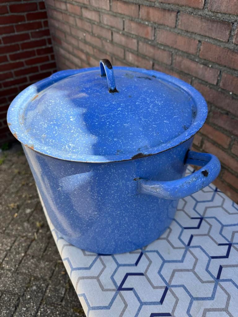 Vintage blauwe emaille pan met deksel, Ophalen
