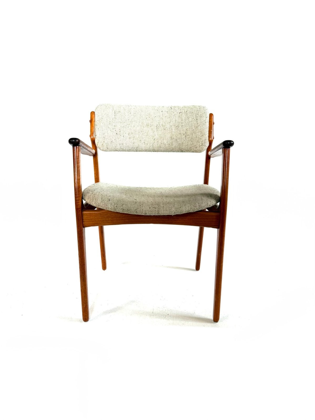 Vintage eetkamerstoel model No. 50, Erik Buch ‘70, Hout, Erik Buch, Ophalen of Verzenden, Zo goed als nieuw