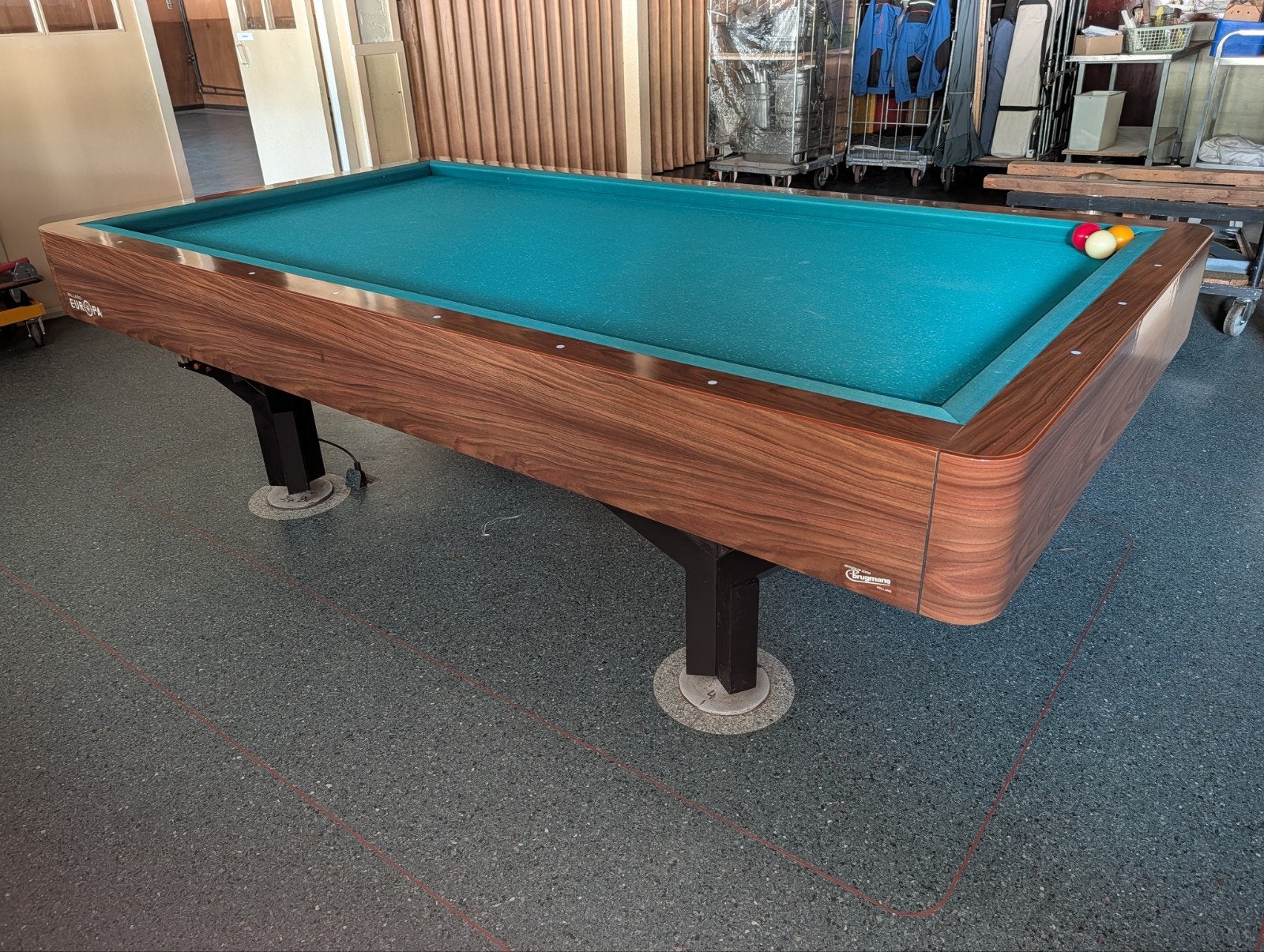 Biljarttafel Europa met accessoires en scorebord, Ophalen, Gebruikt, Biljarttafel