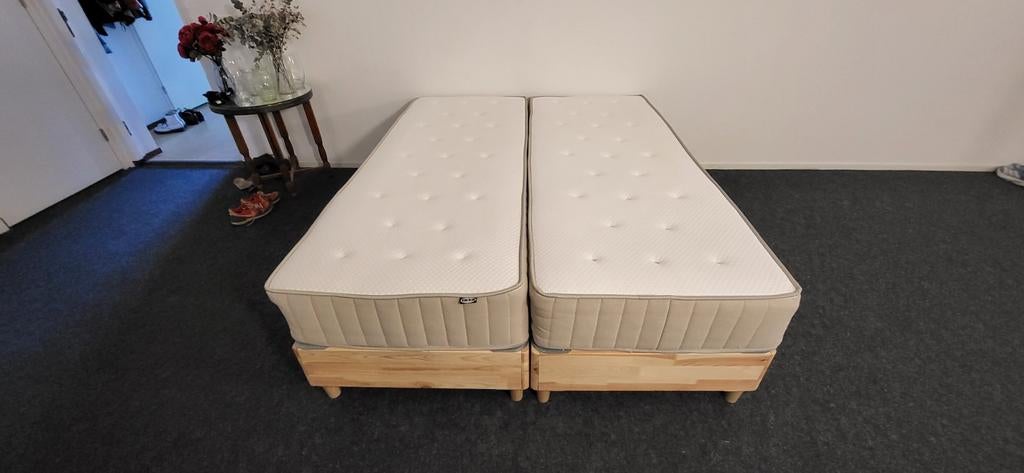 2x IKEA Vatneström 80x200, Huis en Inrichting, Slaapkamer | Boxsprings, Ophalen, Zo goed als nieuw, Eenpersoons, 80 cm