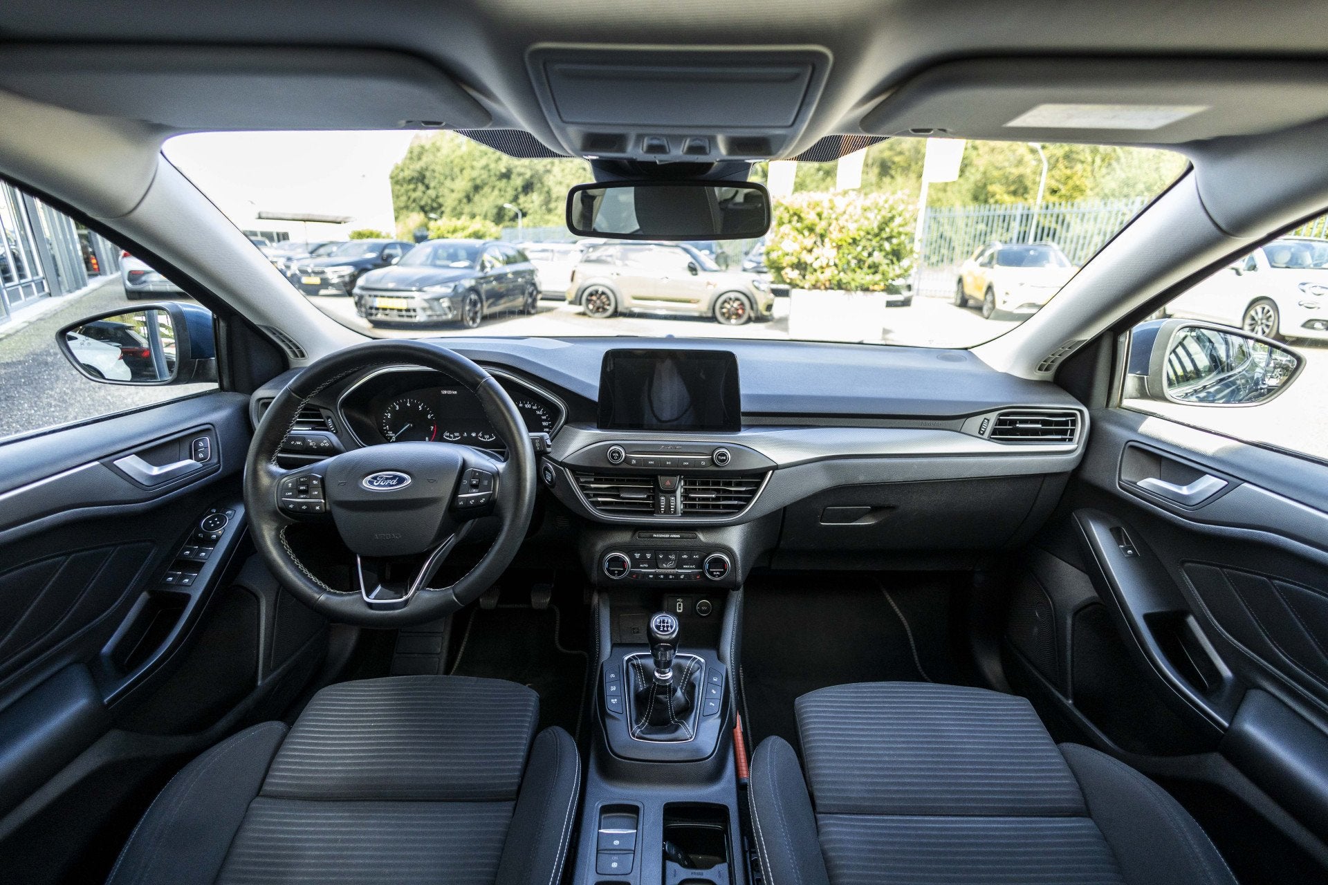Ford Focus Wagon 1.5 EcoBoost Titanium Business | Elektrisch, Dealer onderhouden, Euro 6, Blauw, Origineel Nederlands
