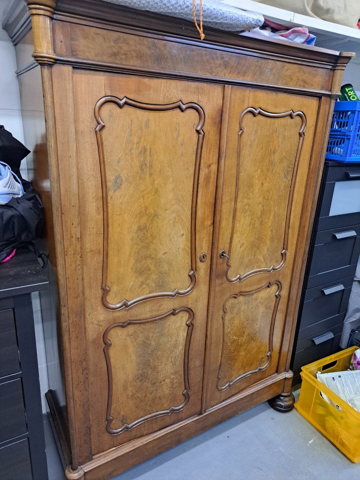 te koop aangeboden: Antiek kastje, Antiek en Kunst, Antiek | Meubels | Kasten, Ophalen