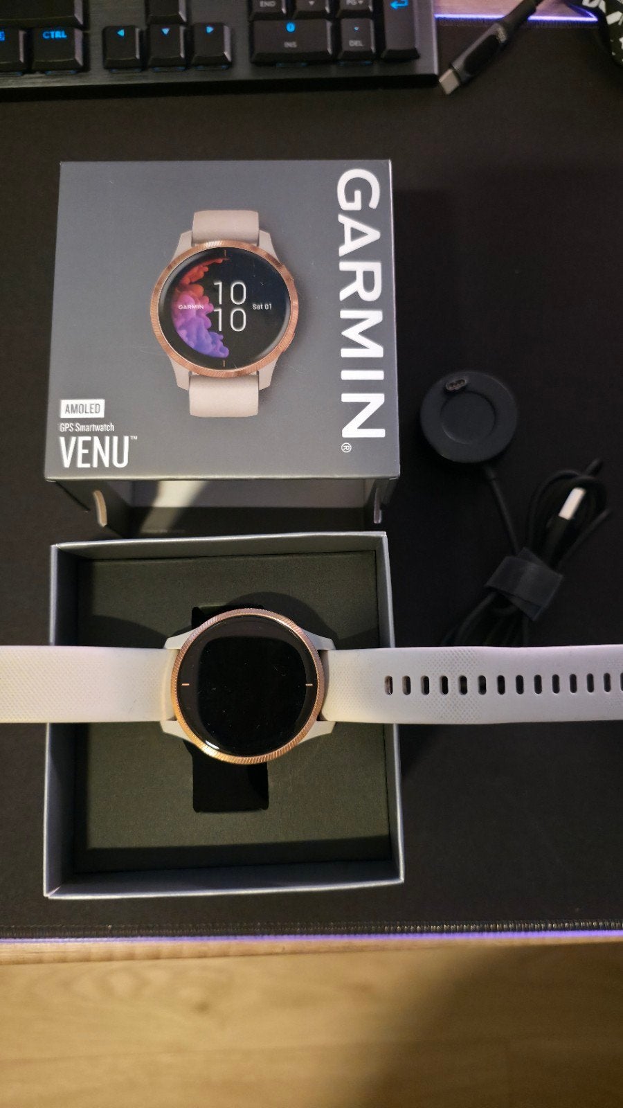 Garmin Venu  - mooie kleur en goede staat, Sieraden, Tassen en Uiterlijk, Smartwatches, Garmin, Ophalen of Verzenden, Zo goed als nieuw