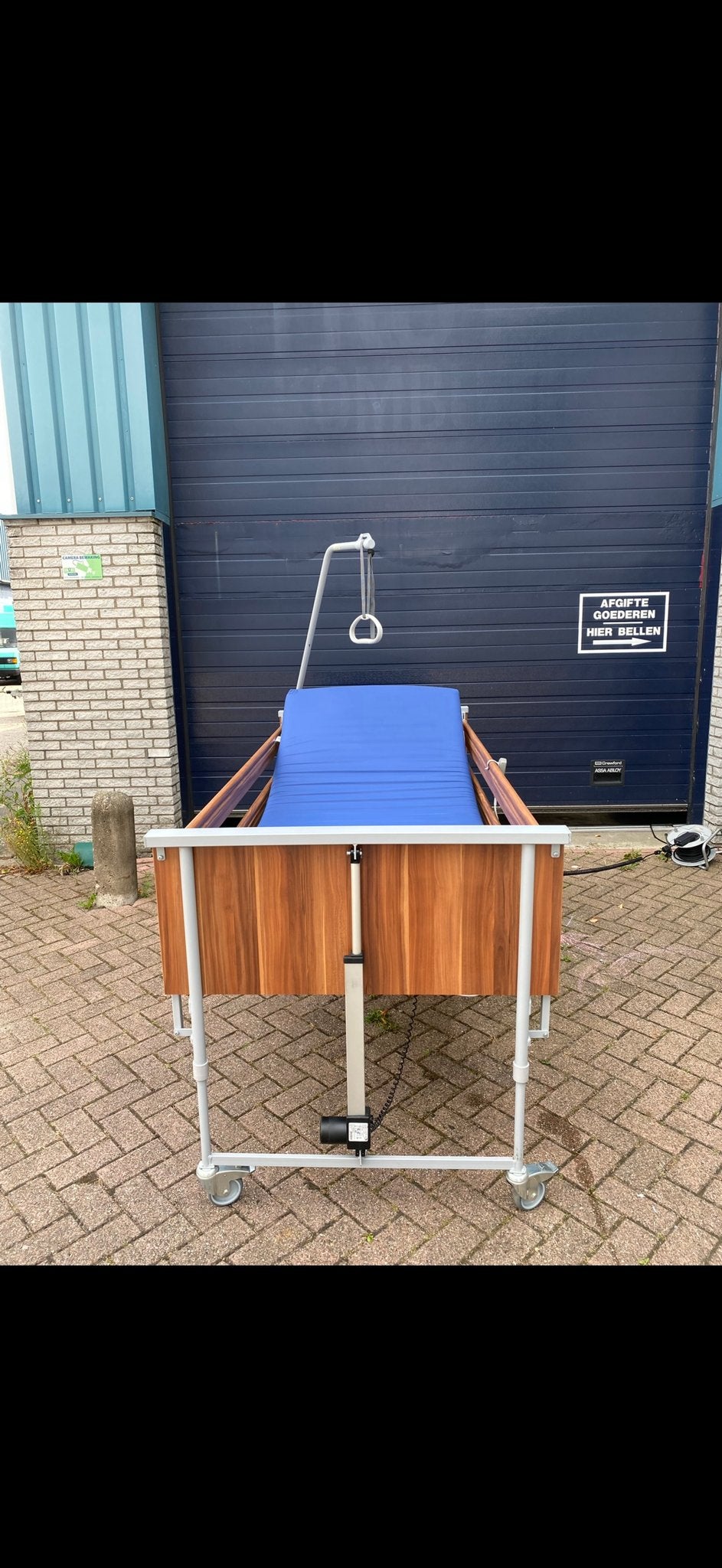 Verstelbaar ziekenhuisbed met afstandsbediening, Ophalen, 90 cm, Eenpersoons, Bruin