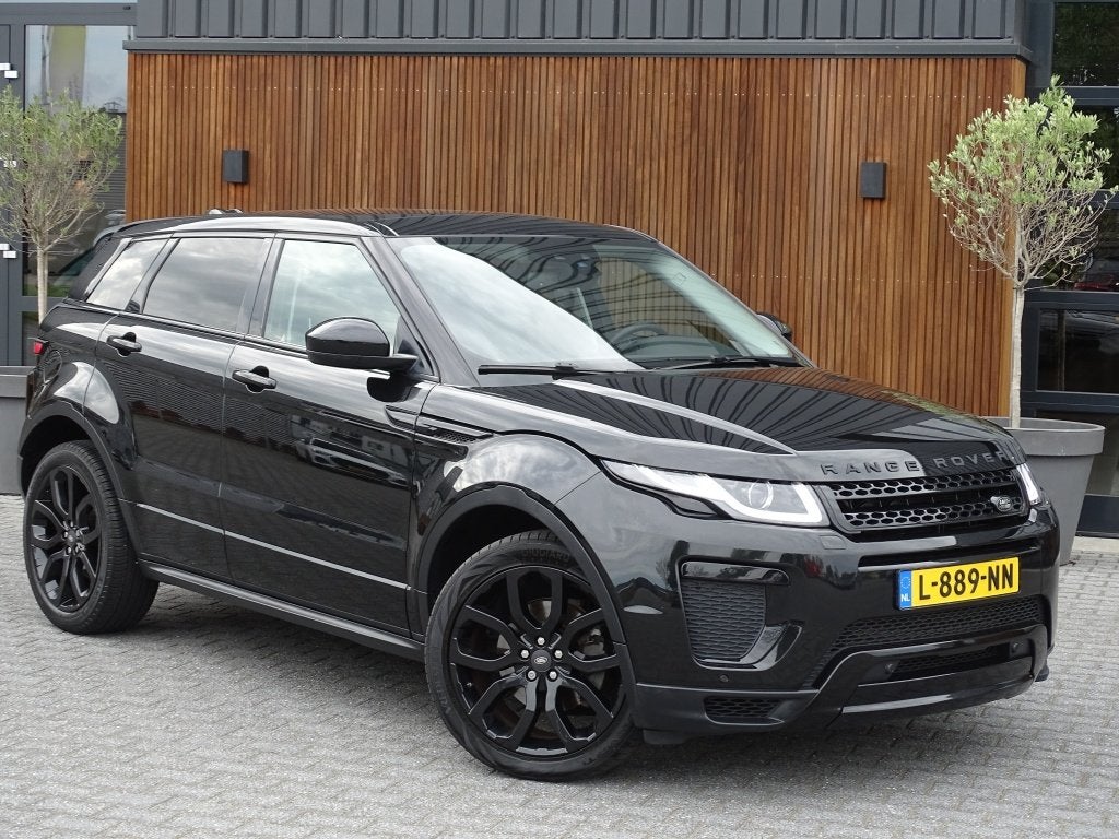 Land Rover Range Rover Evoque 2.0 240PK automaat / SE Dynami, Auto's, Euro 6, 4 cilinders, Zwart, Leder