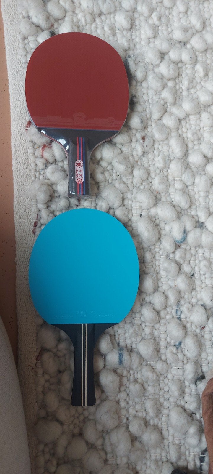 Twee tafeltennis batjes, Sport en Fitness, Tafeltennis, Ophalen of Verzenden, Zo goed als nieuw, Net, Batje(s) of Balletje(s)