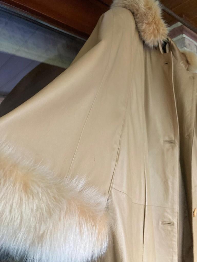 Bugatti cape lente/zomer/herfst met vossenbont nieuwstaat, Bugatti, Ophalen, Zo goed als nieuw, Beige
