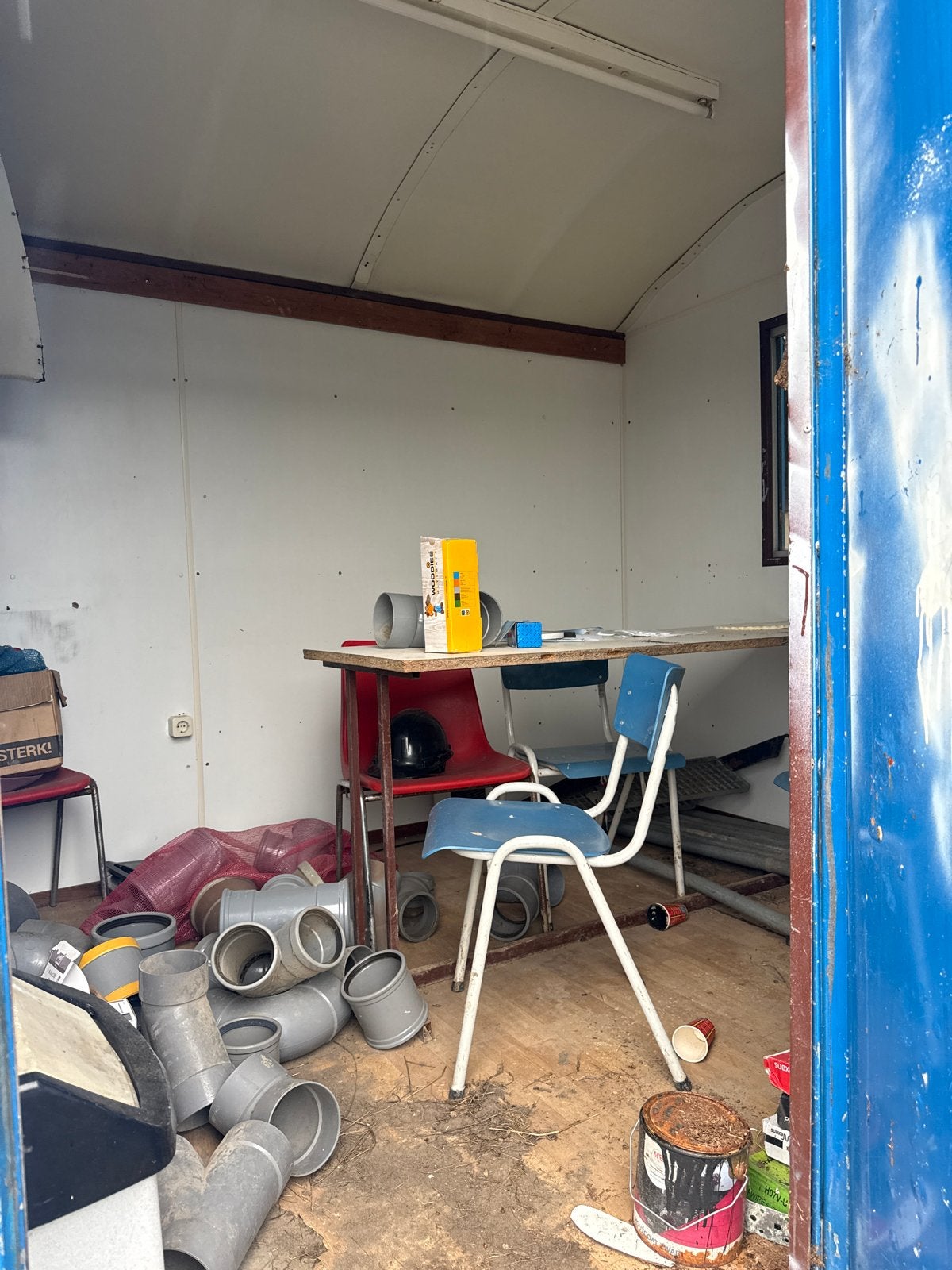 Robuuste bouwkeet/schafkeet - pipowagen voor klusprojecten, Ophalen, Gebruikt