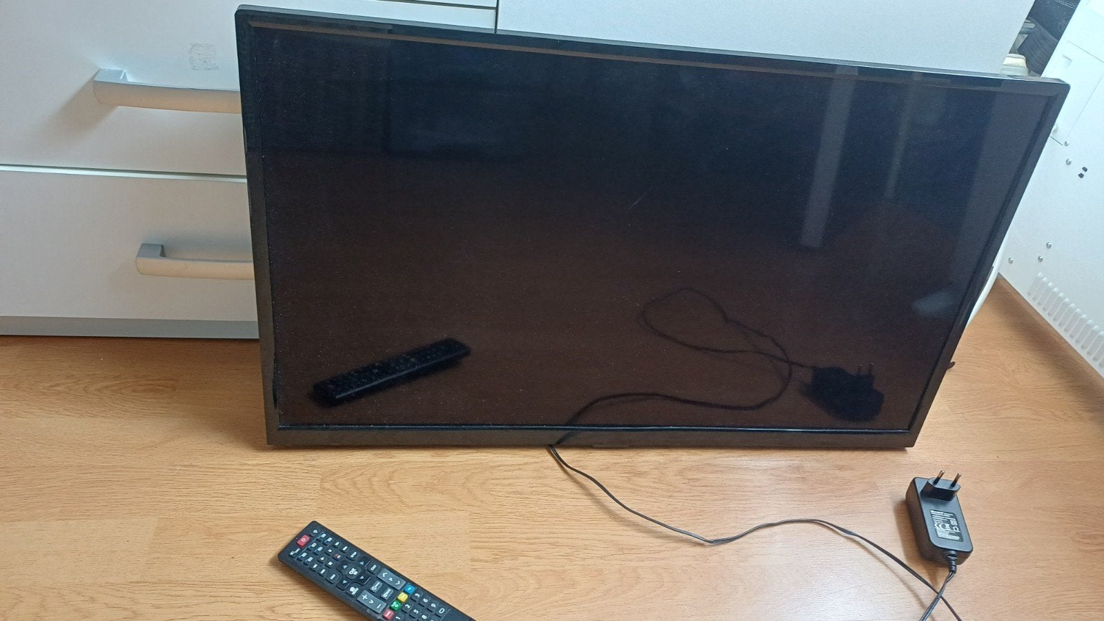 OK 32 inch HD LED TV (Type 32C12NAH-B), Audio, Tv en Foto, 50 Hz, HD Ready (720p), 80 tot 100 cm, Ophalen
