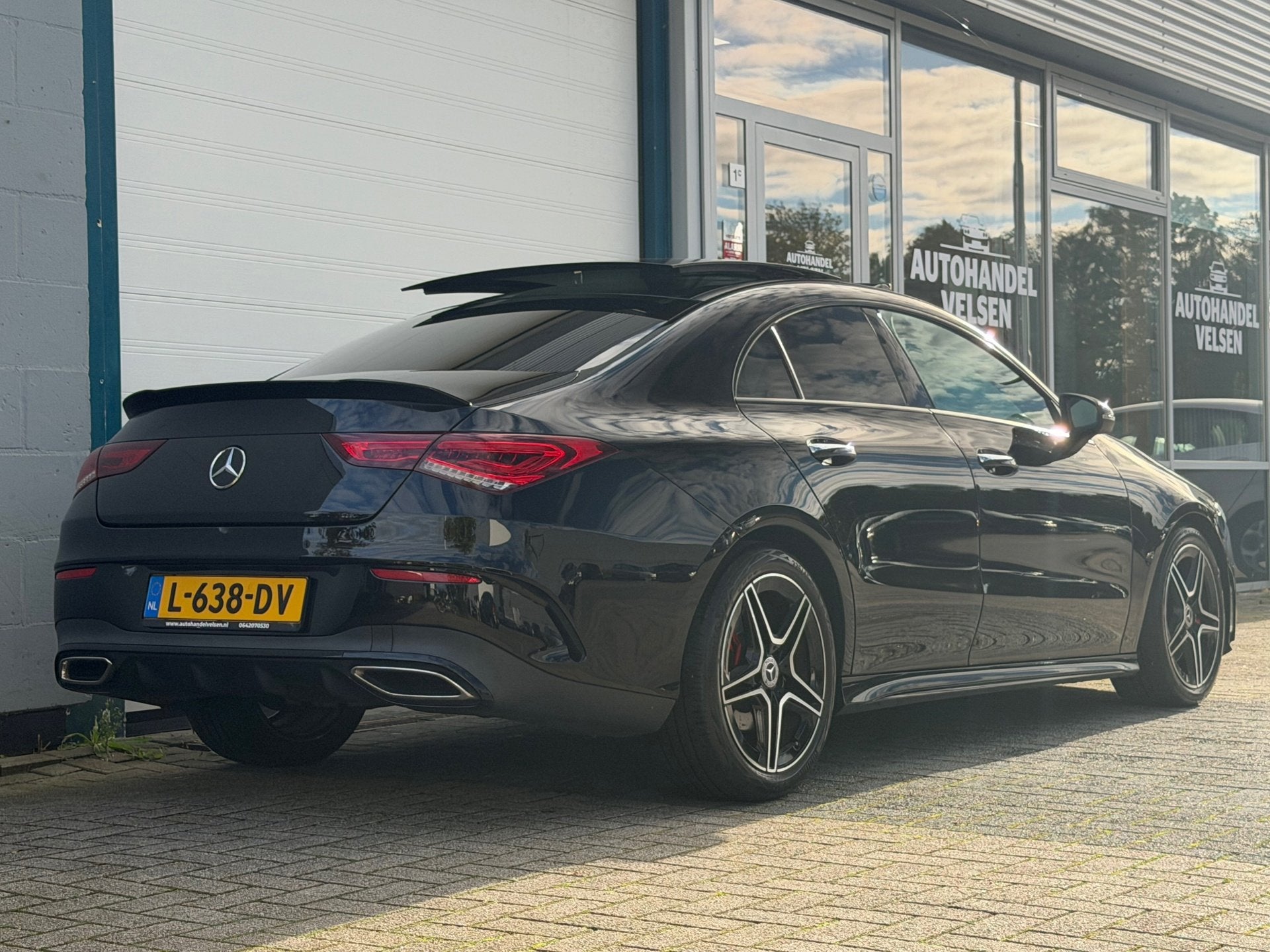 Mercedes-Benz CLA-klasse 200 Business Solution AMG Pano, CLA, Gebruikt, 4 cilinders, 715 kg