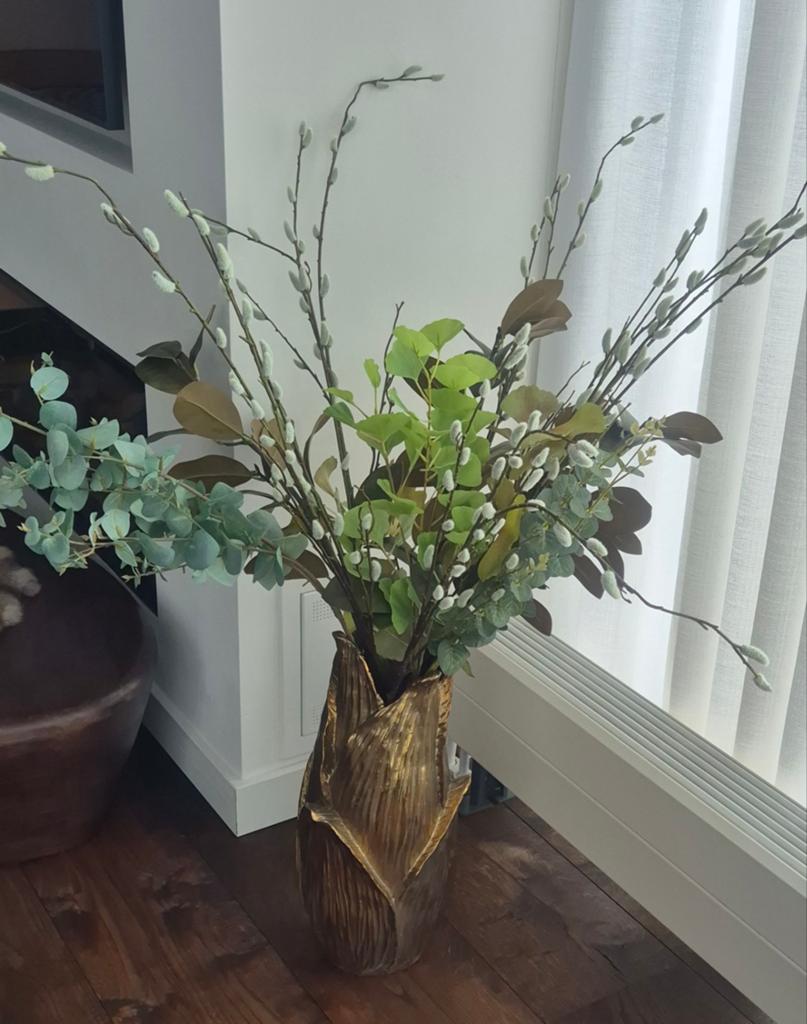 Te koop Bloemenvaas Nebu van J-Line, Kunststof, Overige kleuren, 50 tot 75 cm, Tessora.home@yahoo.com