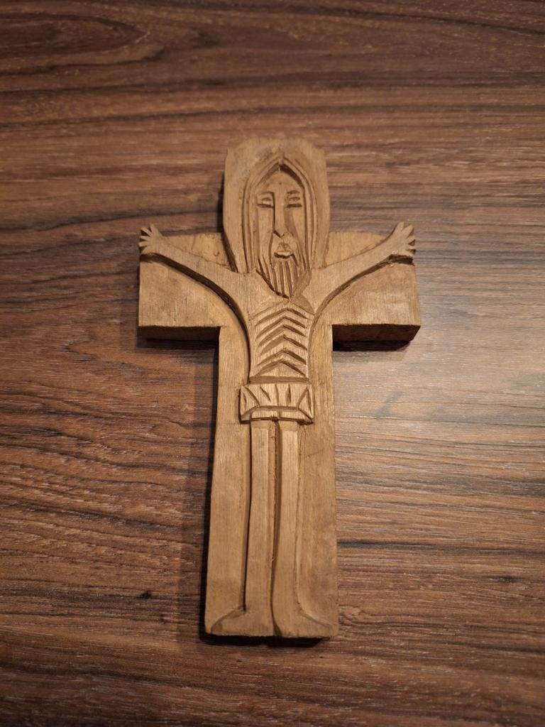 Uniek handgesneden houten kruisje, 18½cm, gesigneerd 1985, Ophalen of Verzenden