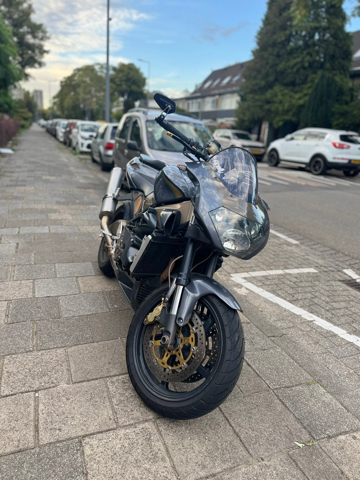Aprillia RSV Tuono 1000 R 125pk VTwin 55.445 km, Ophalen