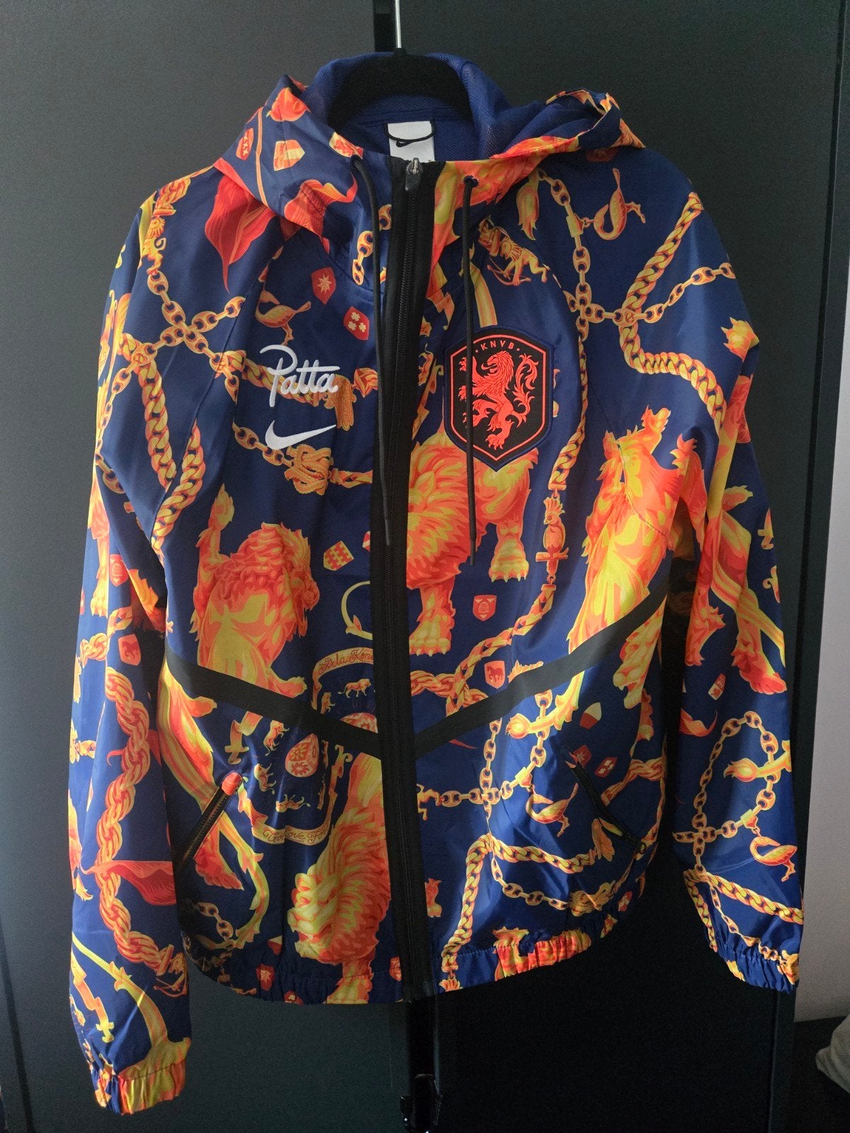 Nike x Patta Holland Windrunner Jas Maat M, Nike, Nieuw, Ophalen of Verzenden, Meerkleurig