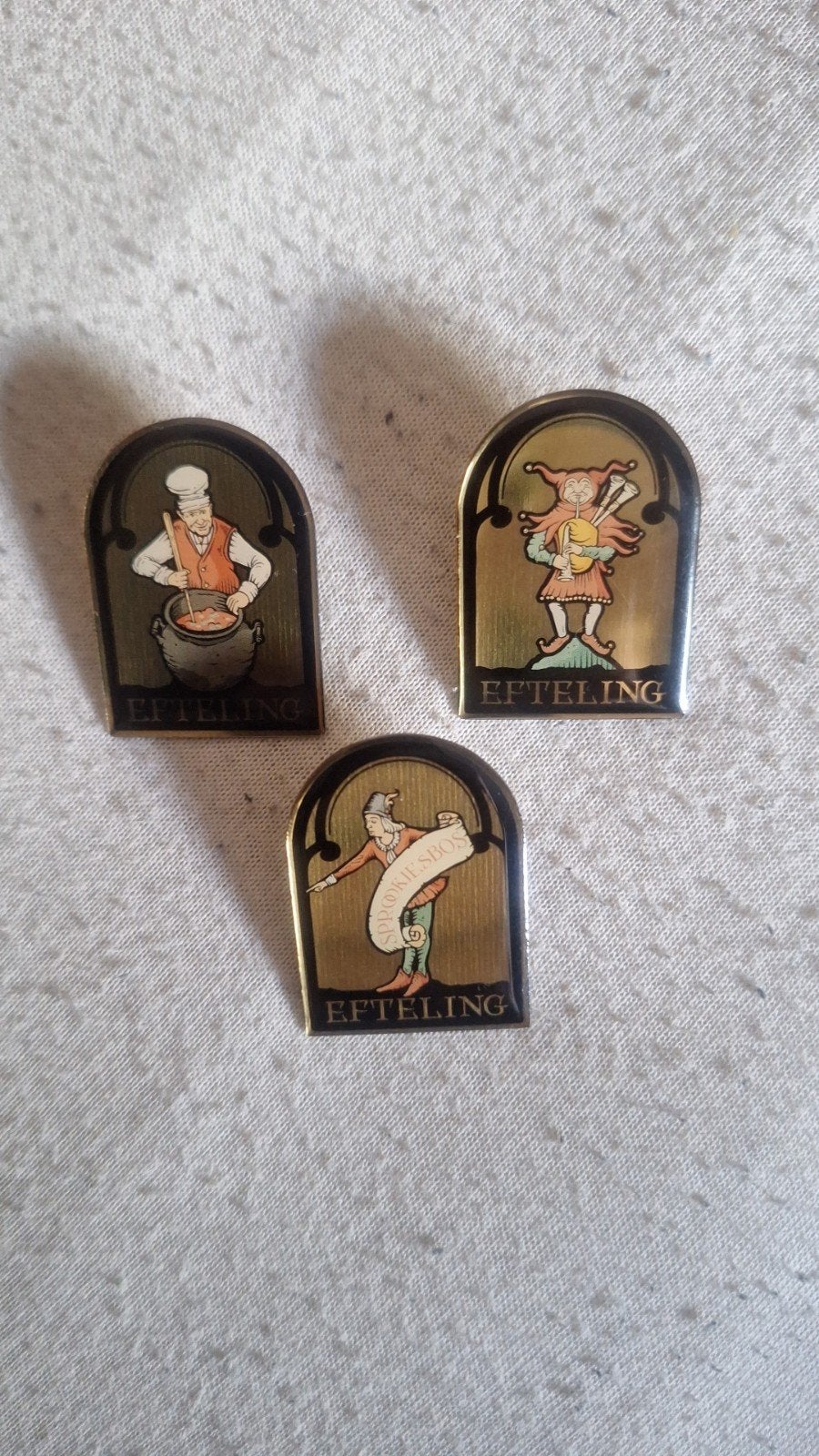 efteling smidje pins 3 stuks, Verzamelen, Efteling, Ophalen of Verzenden, Zo goed als nieuw, Button of Speldje