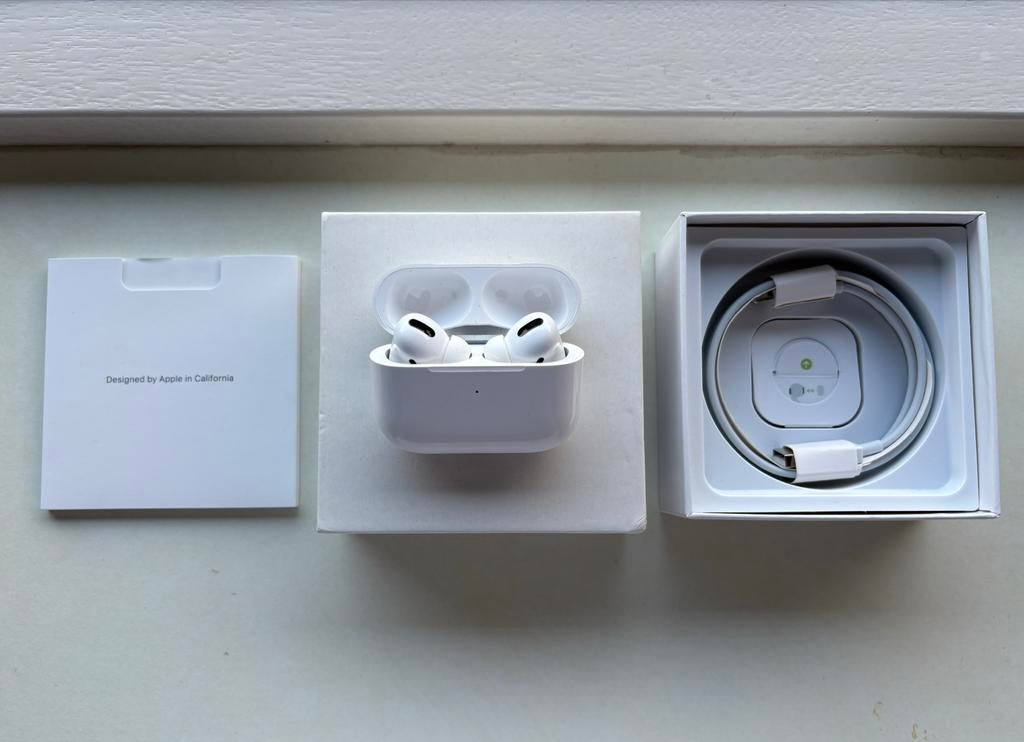 Apple AirPods Pro (1e generatie), Overige merken, Ophalen of Verzenden, Zo goed als nieuw, Over oor (circumaural)