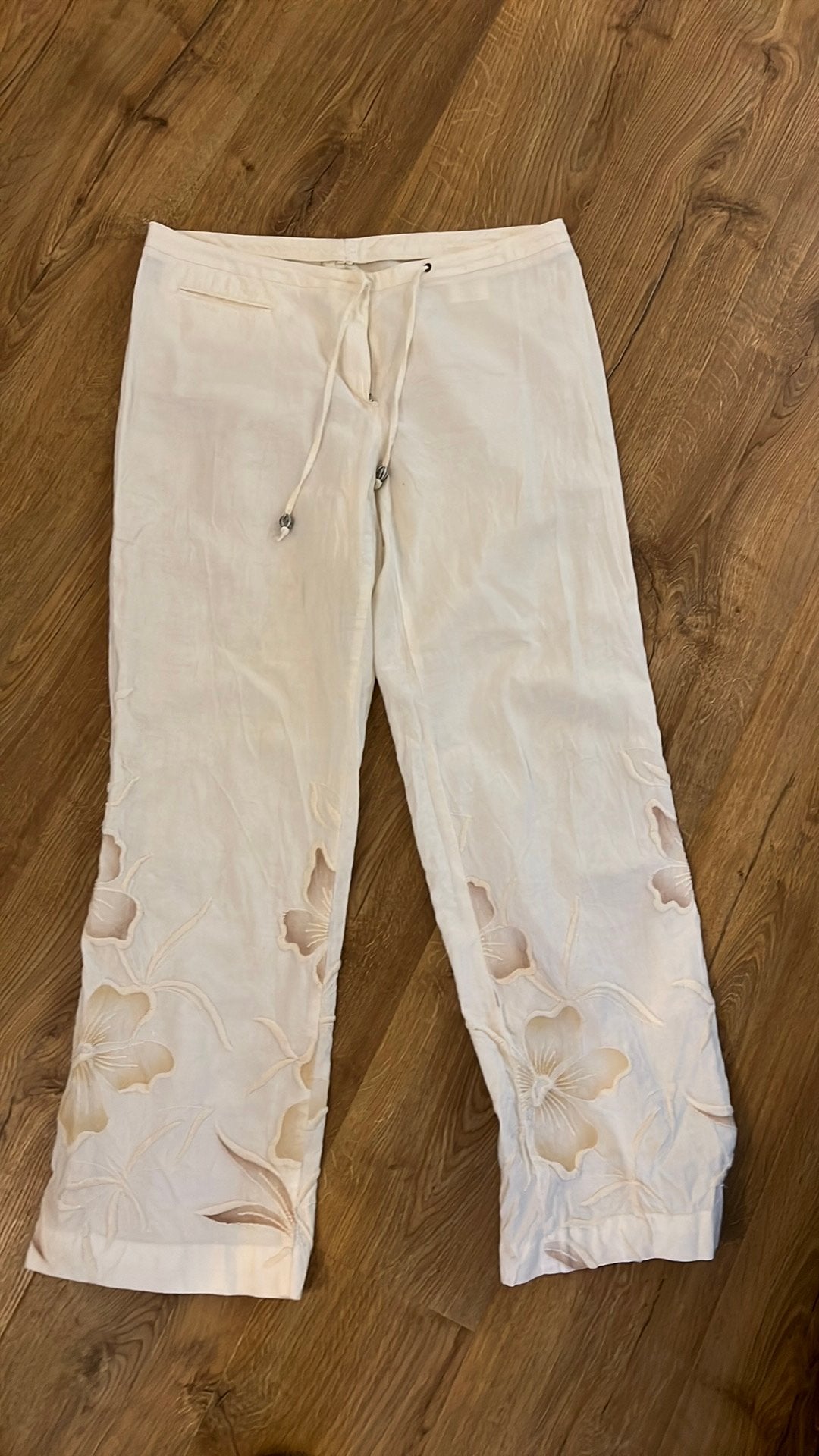 Zeer mooie broek met 30% linnen/ bloemen mt 44 nieuwstaat, Kleding | Dames, Broeken en Pantalons, Ophalen of Verzenden, Zo goed als nieuw