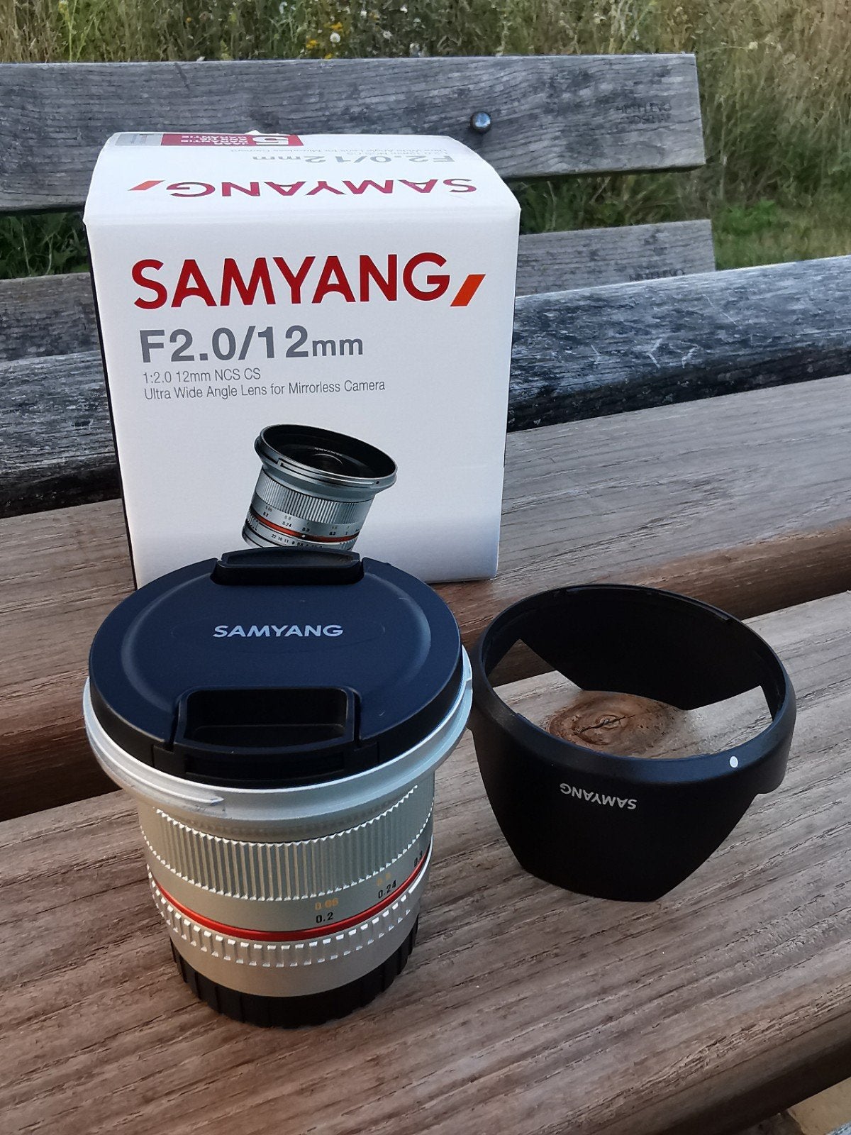 Samyang 12mm F2.0 NCS CS - FUJIFILM, Zo goed als nieuw, 12 mm, Fujifilm X-mount, Handmatige focus