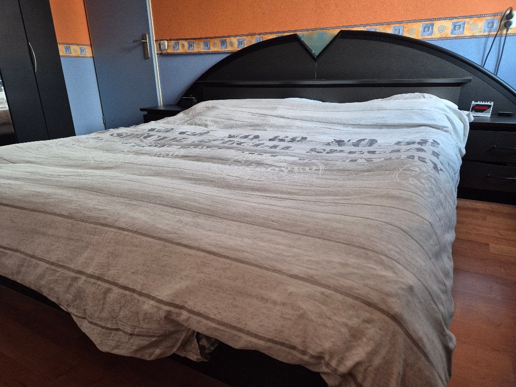 waterbed inclusief ombouw en nachtkastjes, Ophalen, Solo-systeem, Gebruikt, 210 cm