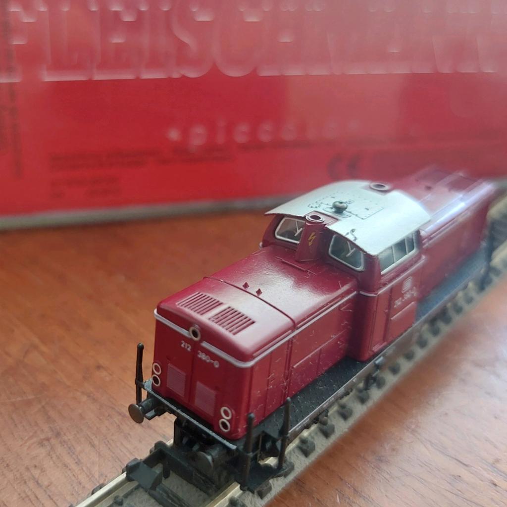 Fleischmann 212 380-0 Locomotief - Rijdt netjes, Gebruikt, Fleischmann, Ophalen of Verzenden, Gelijkstroom