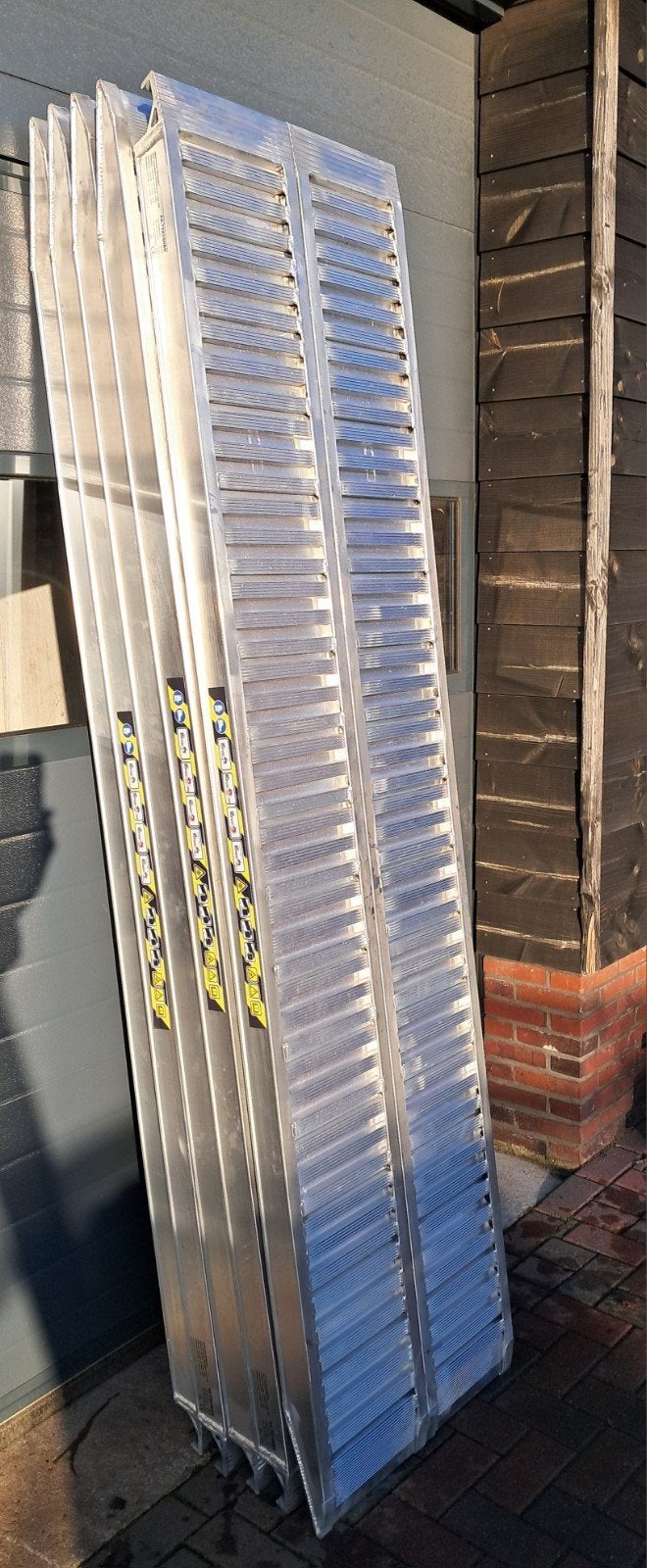 Nieuwe aluminium oprijplaten max 3550 kg per set!!!, Auto diversen, Aanhangwagen-onderdelen, Ophalen, Nieuw