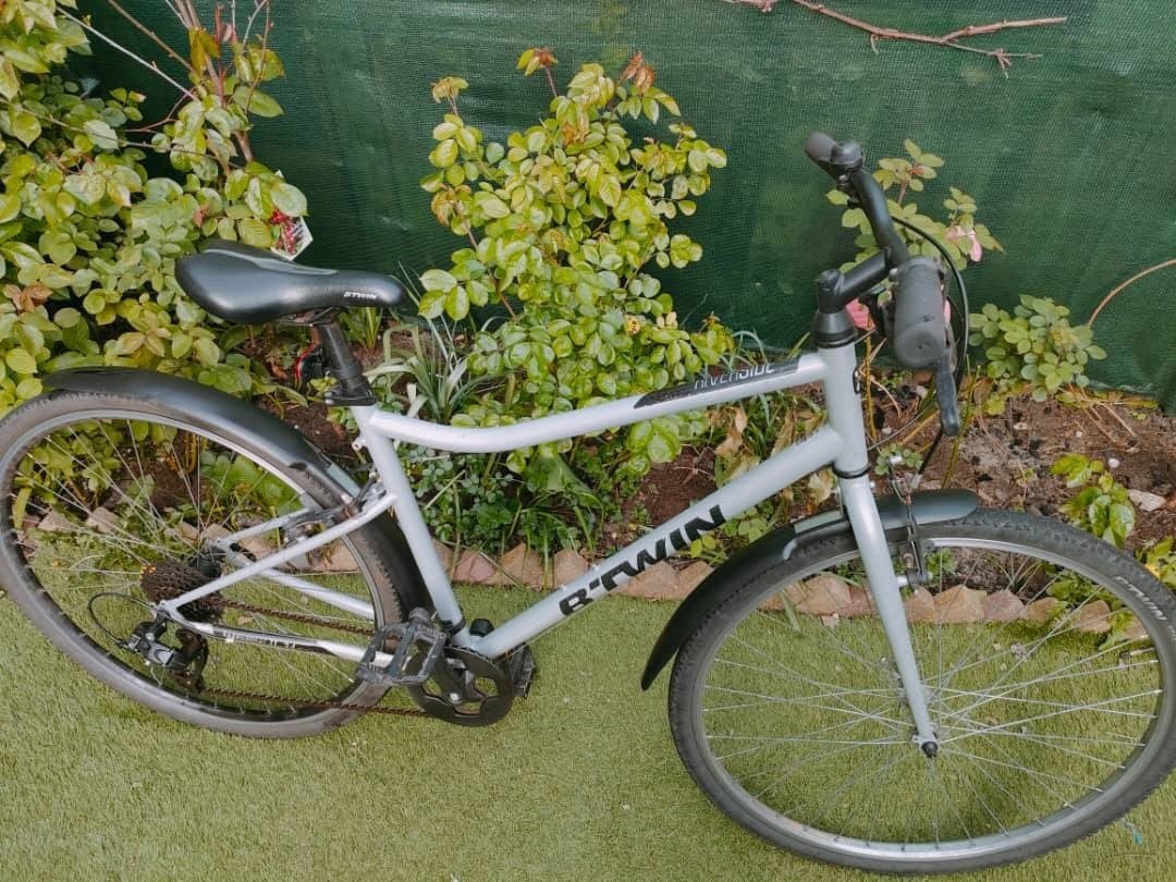 B'Twin Riverside 28 inch Hybride Fiets, Overige merken, Gebruikt, Velgrem, Versnellingen