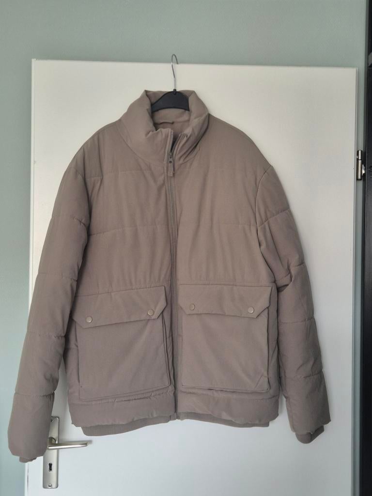 Beige winterjas Primark maat L, Kleding | Heren, Jassen | Winter, Ophalen of Verzenden, Gedragen, Beige