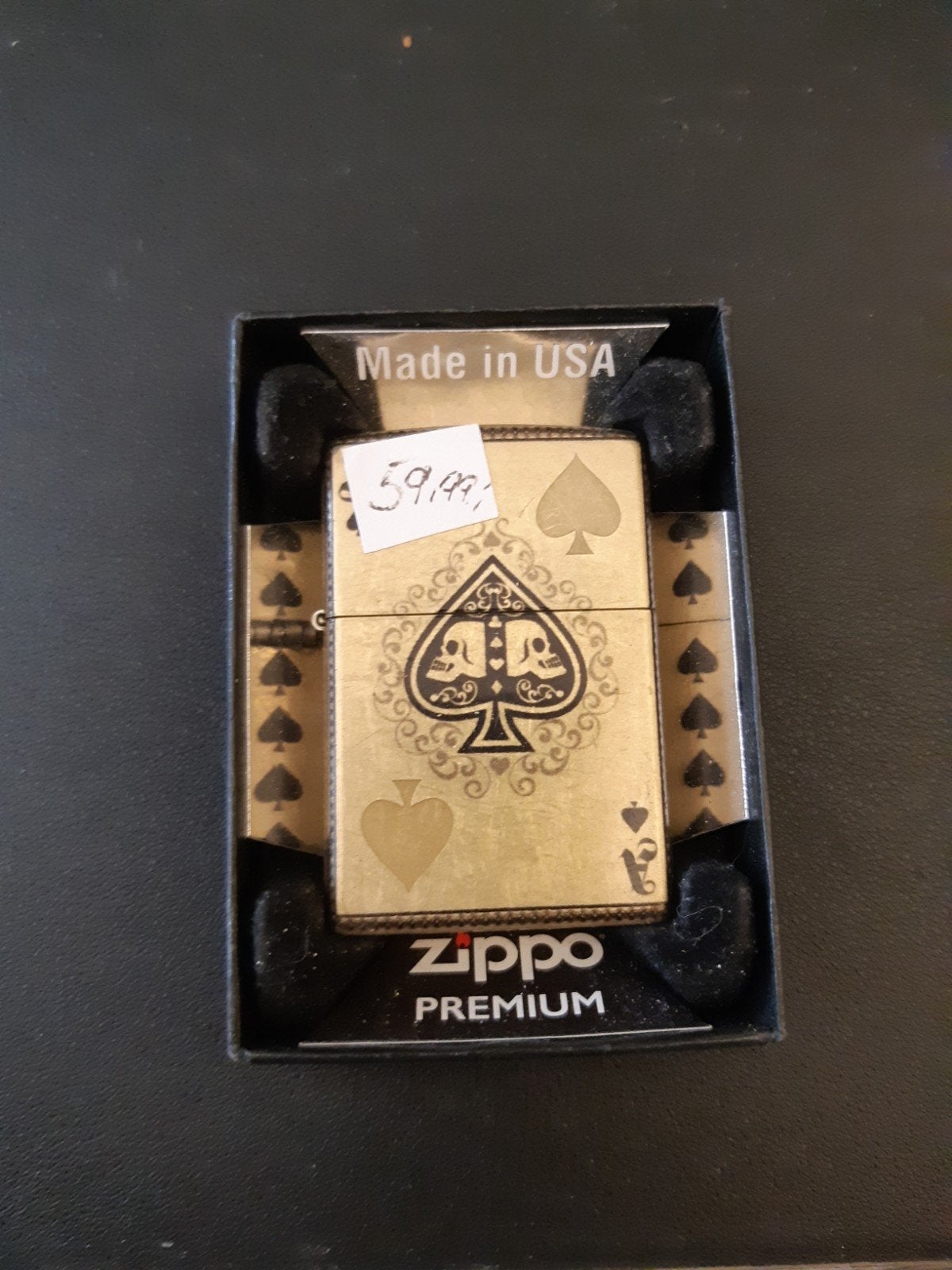 Zippo Premium Aansteker Schoppen Aas - Made in USA, Info@zippo.com, 33 Barbour Street, Bradford, PA 16701, USA, Ophalen of Verzenden