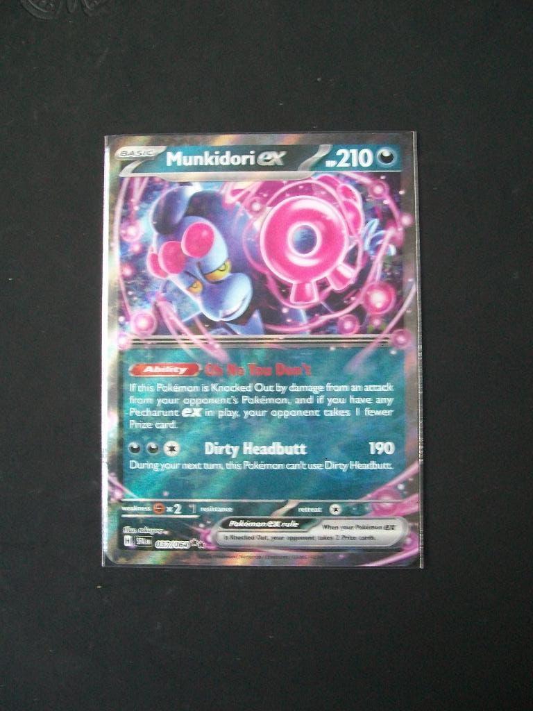 9716: Nieuwe Pokemon Kaart MUNKIDORI EX HP 210 (037/064), Verzenden, Nieuw, Losse kaart, Foil