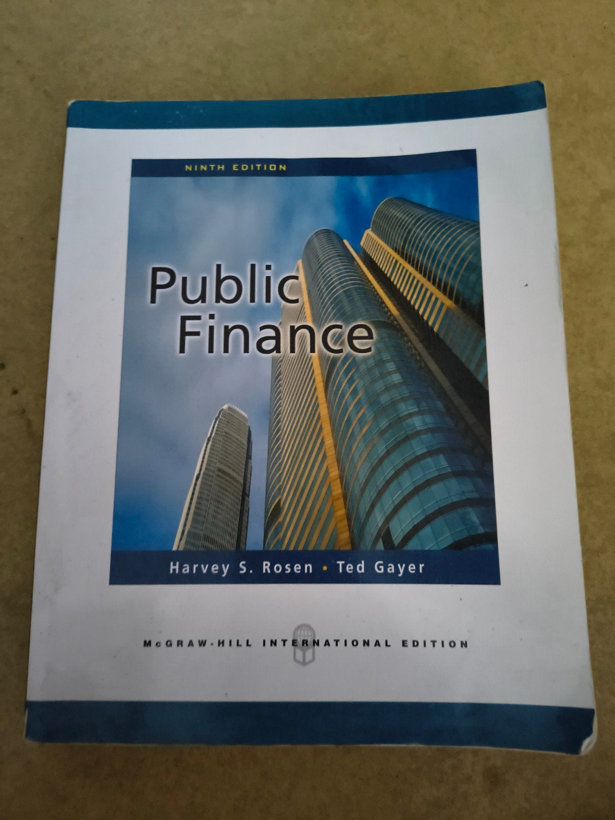 Public finance - Rosen - Grayer, Ophalen of Verzenden, Zo goed als nieuw